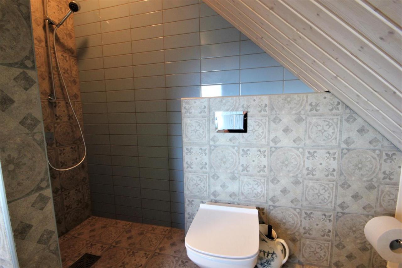 Apartment With Private Garden And Large Balcony Parnu Ngoại thất bức ảnh